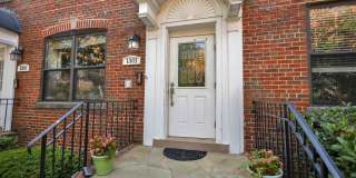 1301 Adams St Ne Gallery 12