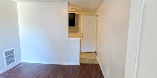 5 Adams St Gallery 10