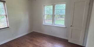 2 Bed/1 bath home near Norman North Gallery 7