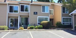 Practical 3 bedroom Des Moines Condo Gallery 1