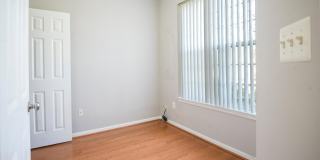 4281 S CAPITOL Street SW Gallery 5