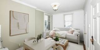 735 TAYLOR Apartments Gallery 10