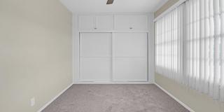 2 BEDROOMS 1 BATH UNIT IN GREAT LOCATION!!! Gallery 7