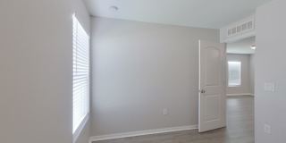 3214 65th Street W Gallery 13