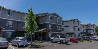 St. Helens Place Apartment Homes Gallery 10