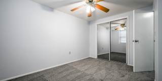 1610 WENTWORTH Avenue Gallery 19