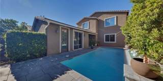 1008 Solaris Glow Street Gallery 1