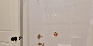 1409 Quincy Avenue Gallery 29