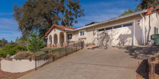 105 Gordon Pl Gallery 1