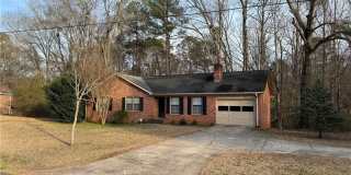 1030 Cherokee Circle Gallery 1
