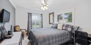 1654 Farmington Circle Gallery 22