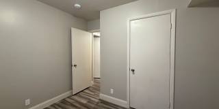 Saint Clair  -  2459 S Gallery 23