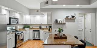 1450 W Webster Avenue Gallery 7