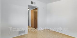 1662 North Beverly Avenue Gallery 15