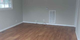100 Glenmont Drive - B Gallery 1