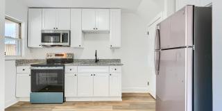 2204 REDTHORN Road Gallery 1