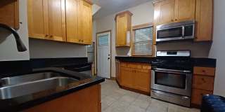 Excellent 3 bedroom Single Family in St Paul!! Gallery 1