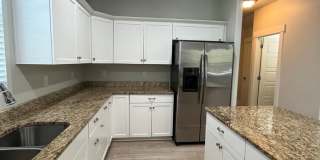 Spacious 3 Bed, 2.5 Bath Townhome in Pleasant Grove Gallery 1