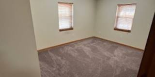 Charming 2BD/1BA Townhome in Burlington’s New North End Gallery 10