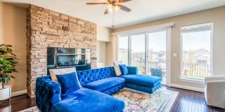 Stunning One Loudoun Townhome – 3BR / 3.5BA in Prime Ashburn Location – Available May 1 Gallery 12