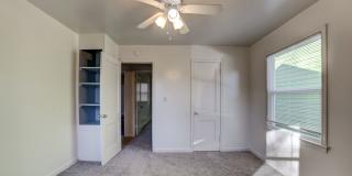 3 Bed | 1 Bath Gallery 20