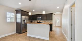 2321 W Beach St- Available 6/5/26 Gallery 7