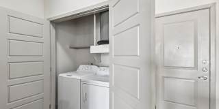 Flats on Tanglewilde Gallery 25