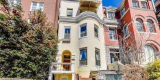Peaceful 2BD/2BA - Two Level Condo in the Heart of Dupont Circle! Gallery 1
