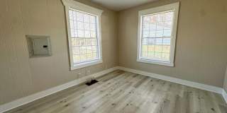 3540 East Vermont Street Gallery 8