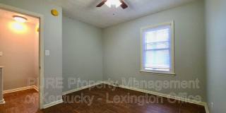 305 Lake St Gallery 13