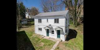 109 1/2 Fairlawn Avenue Gallery 1