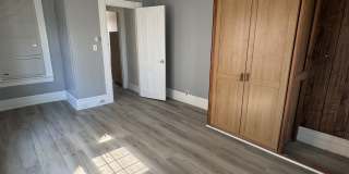 11 Betts Place Gallery 17