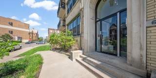 615 W Hancock Gallery 24
