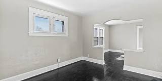 Charming 2BR House in Saint Louis Gallery 1