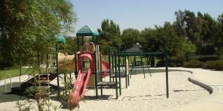4 Bedroom Oaklane Townhome in Santa Clarita! Gallery 22