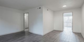 Oaks at Spring Valley Gallery 3