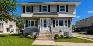 Large 5 Bedroom 2 Bathroom Large 5 Bedroom 2 Bathroom Gallery 1