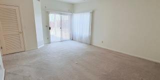 Spacious 2bd/2bath + Den home in gorgeous community (there's a lake!) Gallery 24