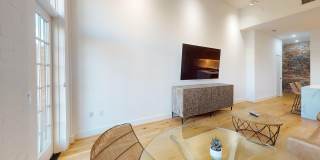 Stunning Fully Furnished Capitol Hill One Bedroom W/Parking Included! Gallery 12