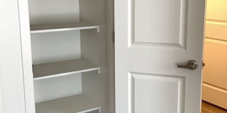 Pantano Vista Gallery 23