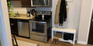 Modern Farwell Ave Apartments Gallery 20