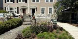 *DREAM LOCATION* 6BR Completely Renovated Duplex Gallery 1