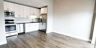 3833 N Broadway Gallery 114