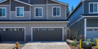 3 Bedroom, 2.5 Bath Townhome In Ridgefield! Gallery 1
