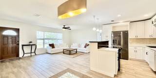 6660 Bay Street Gallery 16