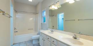 Black Mountain Townhouse Rental! Gallery 41