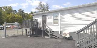 1124-B MIDDLE RIVER Road Gallery 1