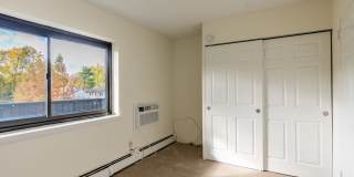 Country Club Apartments Gallery 10