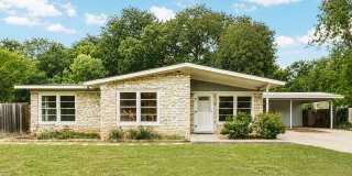 11504 Oakwood Drive 11504 Oakwood Drive Gallery 1