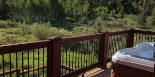 2 bedroom in Frisco. Walk to Main Street! Garage and Yard! Hot tub! Gallery 1